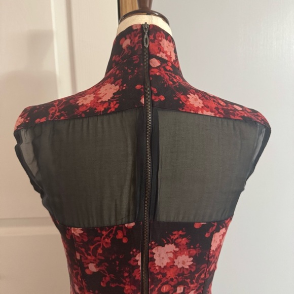 Shanghai Tang Black and Red Sheath Dress Size 6 - Picture 9 of 16